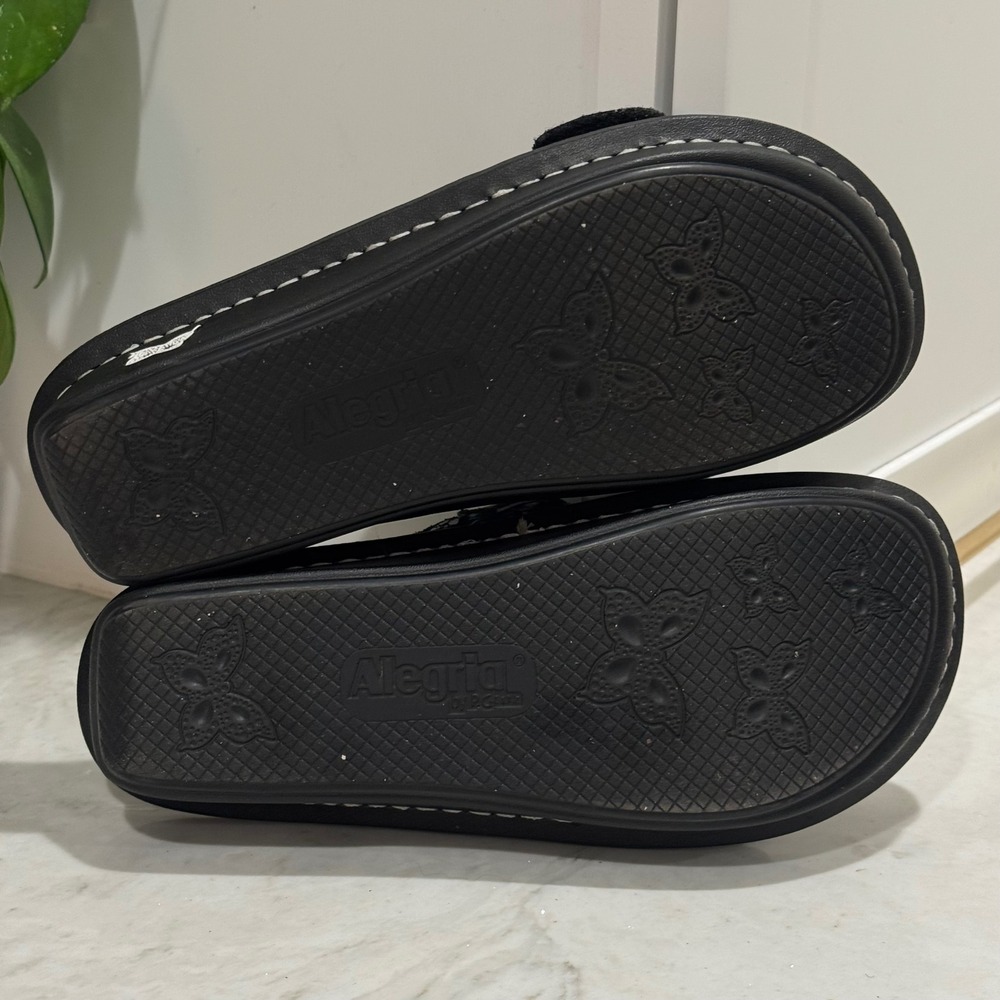 Alegria Peggy Sandals Size 38 Black Purple Floral Leather Slides Comfort Buckle - Picture 9 of 9